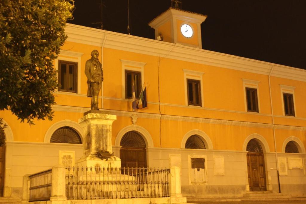 Brienza La Giara Bed&Breakfast الغرفة الصورة